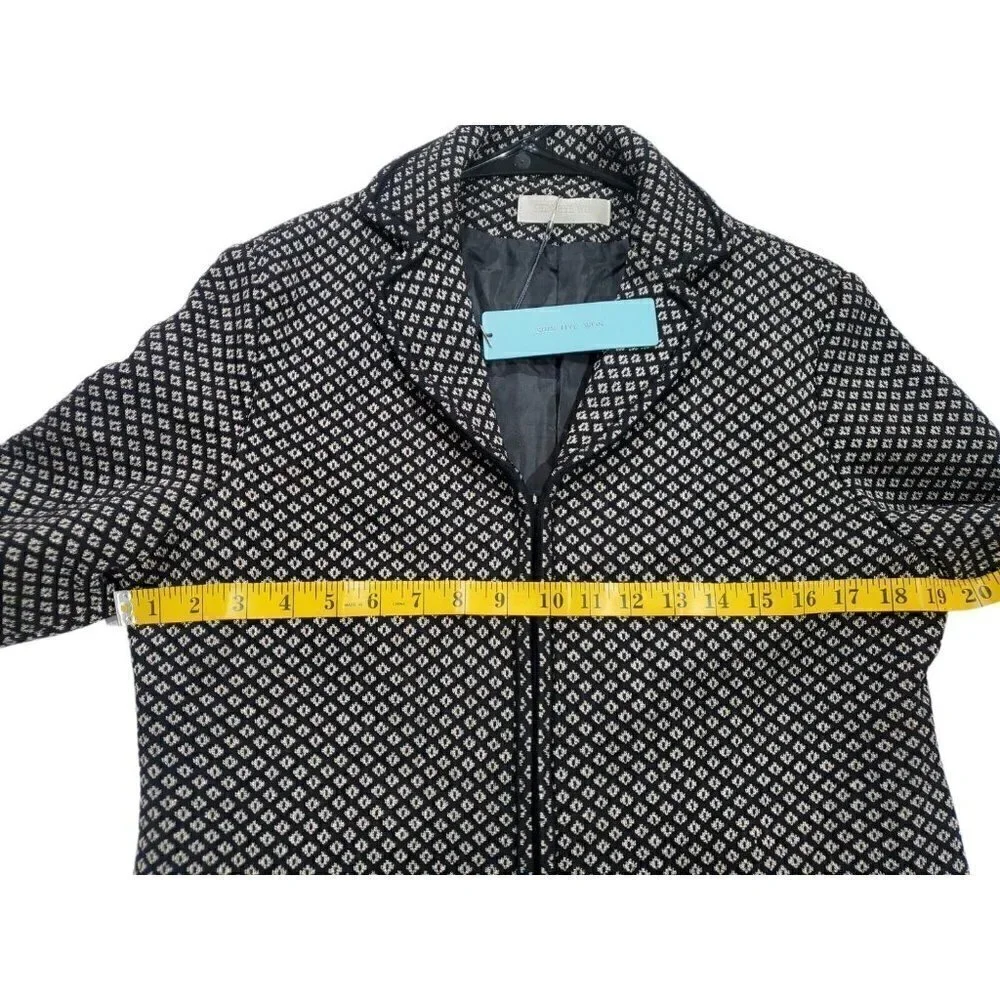 Shin Hye Won Women's Black & Gold Blazer SZ M